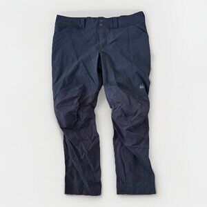 REI Black Straight Leg Pants Womens Outdoors Hiking Nature Size 16 Petite